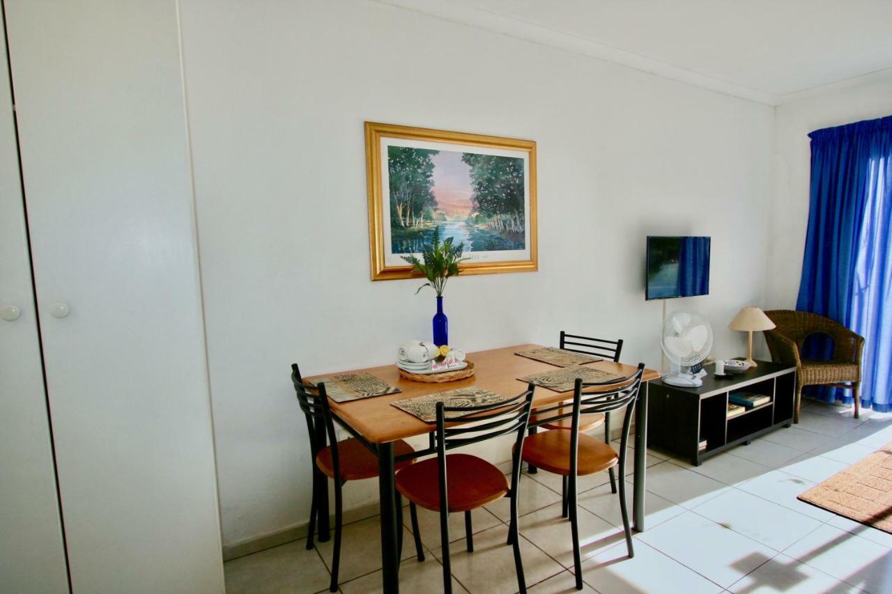 Clouds Guest House Durbanville Exterior photo