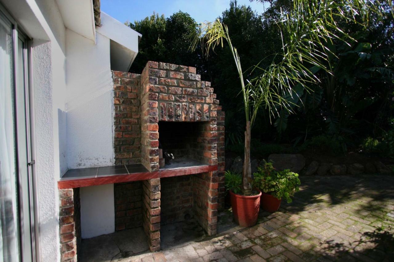 Clouds Guest House Durbanville Exterior photo